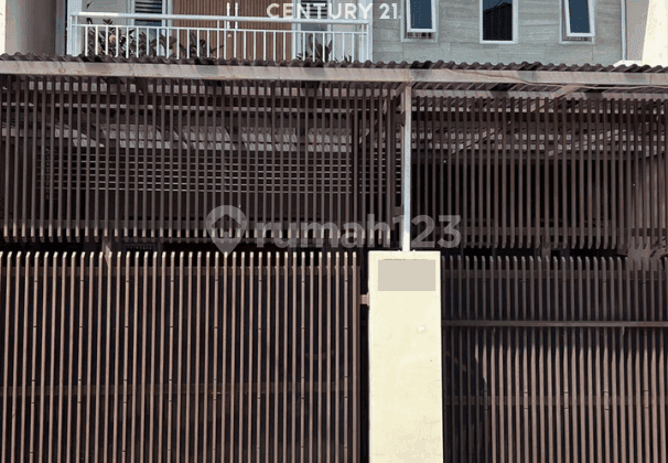 Two-Story House in Cipta Graha Complex, Bandung