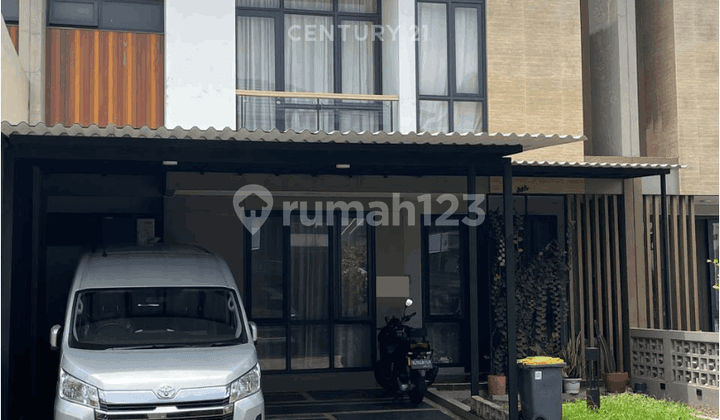 Rumah 2 Lantai di Kota Wisata Cibubur
