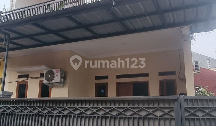 Dijual Rmh 3 LT Siap Huni di Karang Tengah Ciledug Tangerang
