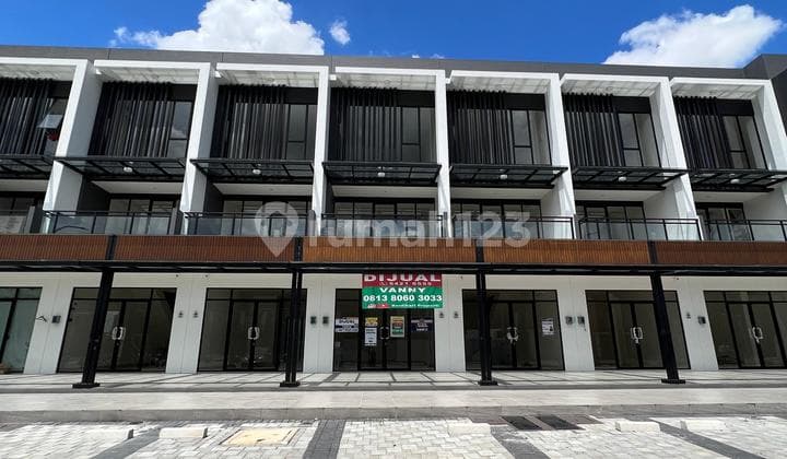 For Sale 3-Story Shop House at Hampton Promenade