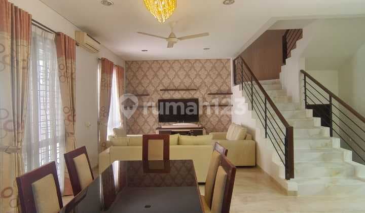 For sale, a beautiful newly renovated house in the Green Cove Cluster near Nan Yang School BSD.
