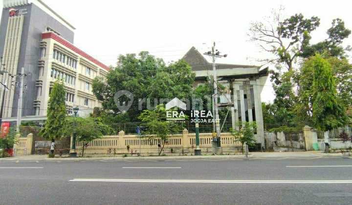 Strategic Affordable Building in the Center of Yogyakarta City