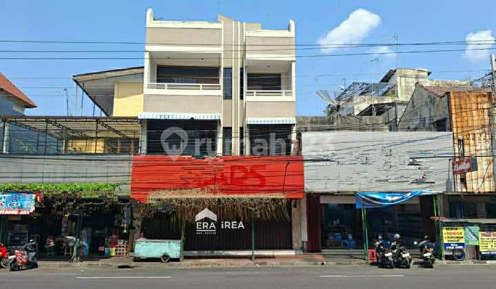 Rental Shop House in Jogja Strategic Area Near UGM Campus