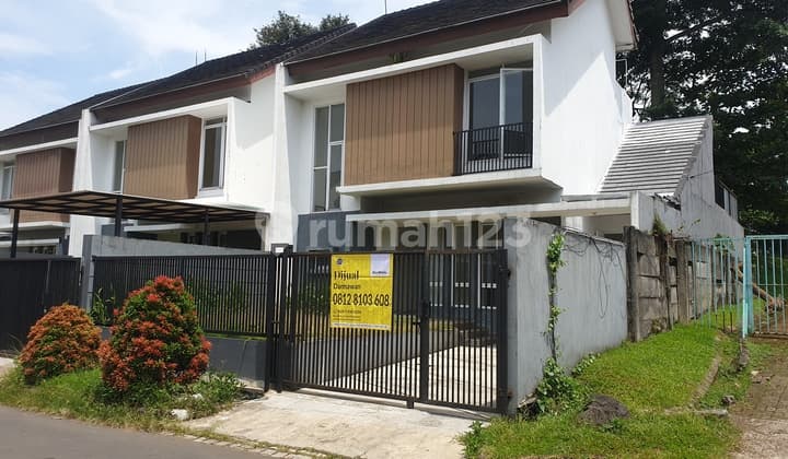Rumah 2 lantai di perumahan asri di Perum Bogor Nirwana Residence blok M 2 Lantai HGB Bagus