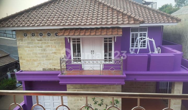 Di Jual Rumah di Raya Tanah Baru Cimahpar 2 Lantai Bagus