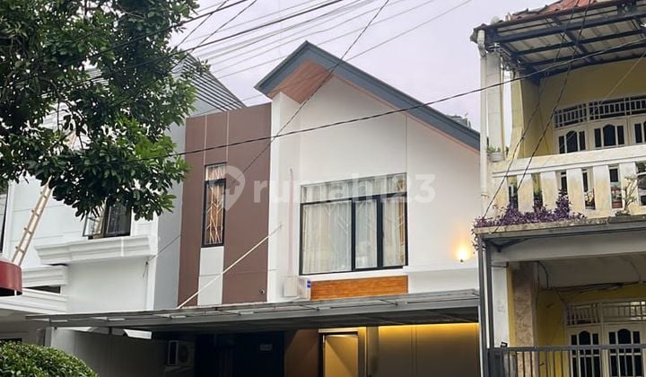 Bebas Banjir, Rumah, 2 Lantai, SHM,