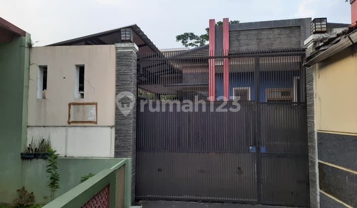 Rumah Luas Ada Kolam Juga di Sumintapura, Sukamenak