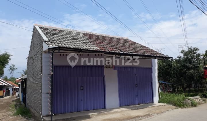 Ruko Cocok Untuk Buka Usaha Pakaian di Rancaketan, Pameungpeuk