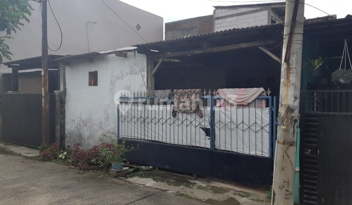 Rumah Ada Kolam Lingkungan Aman Nyaman di Graha Rancamanyar