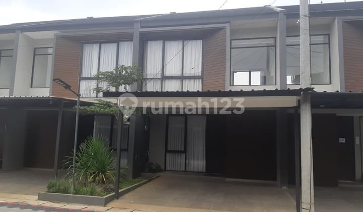 Rumah Minimalis Siap Huni di Brentwood Estate, Caringin