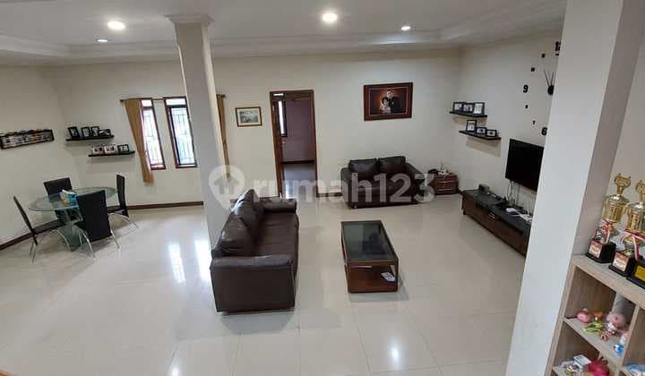 Ruko Luas Ada 3 Lantai, Posisi Hook di Kurdi Regency