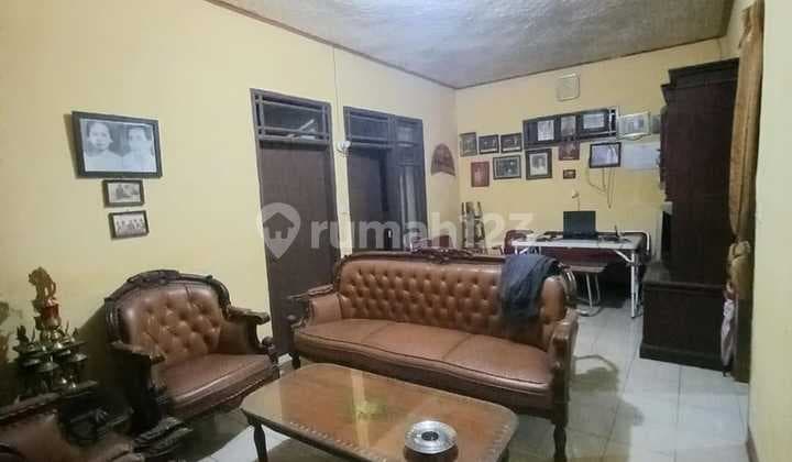 Lokasi Premium! Rumah Strategis di Ciateul Dekat Jalan Bkr, Cocok Usaha