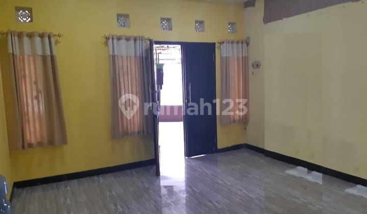 Rumah Siap Huni Ada 2 Carport di Rancamanyar Indah