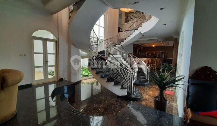 Rumah Mewah Cluster Eksklusif One Gate System di Pasirluyu