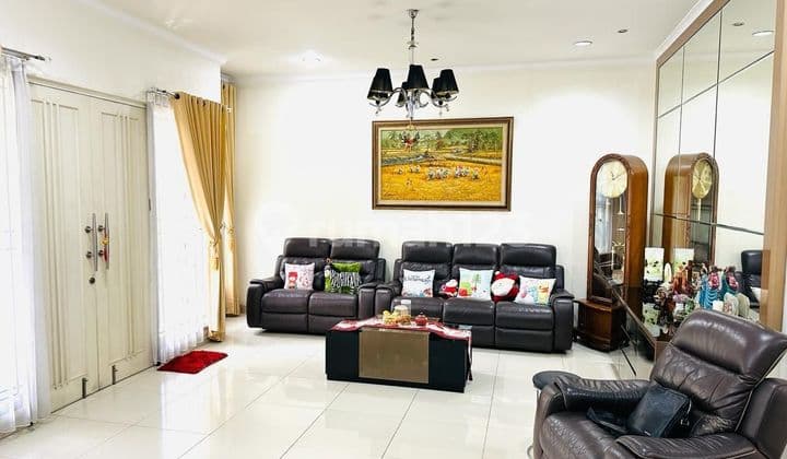 Rumah di Puri Mansion 2 lantai SHM BAGUS SIAP HUNI SEMI FURNISHED, hadap Timur