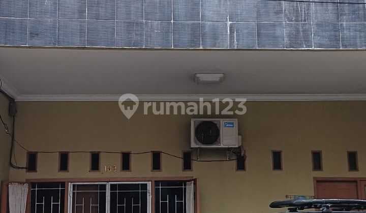 Dijual rumah semi furnish, row utk 1 mobil di Perumnas Klender, Jakarta Timur,