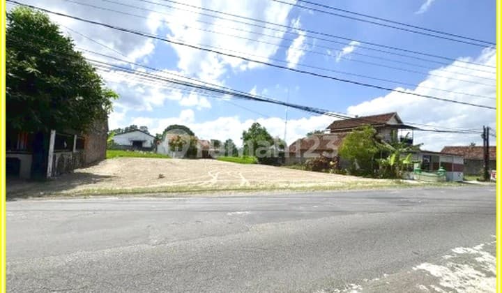 Dekat RS. Harjolukito, Tanah Berbah dijual Tepi Jl. Utama