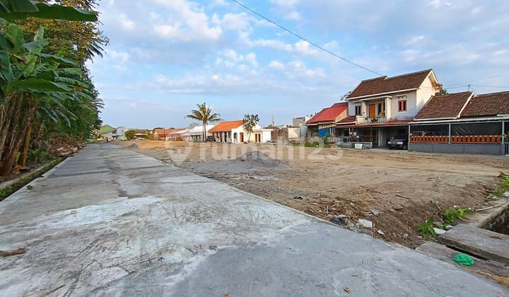 Siap AJB, Tanah Utara Stadion Maguwo, Sleman : Akses Lebar