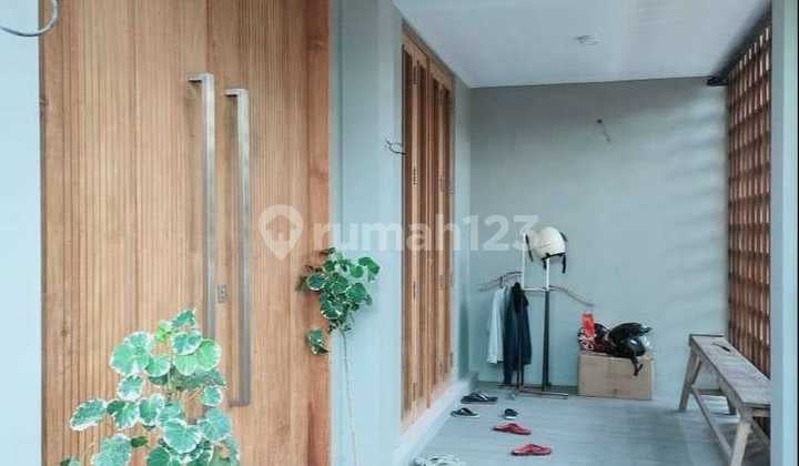 Tirtonirmolo house inside the Kasihan ring road, Bantul