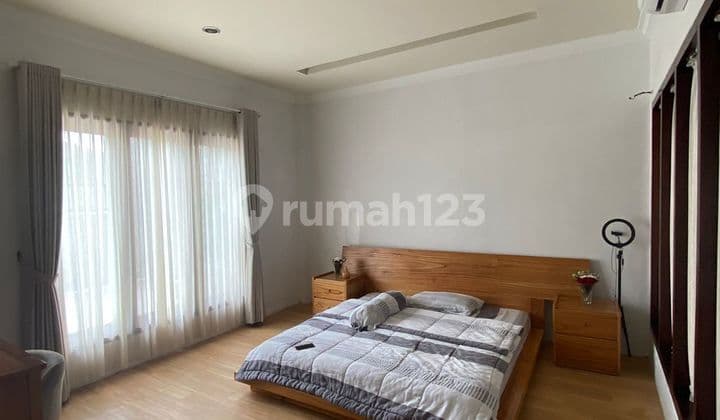 Luxury House on Jl Kaliurang Km 8, Yogyakarta