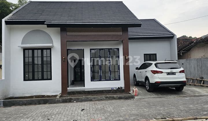 within the SHM House cluster near the Sleman Police Station, Yogyakarta