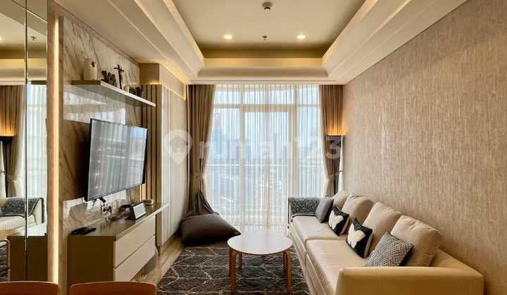 Apartemen South Hills 2 Bedroom Full Furnished