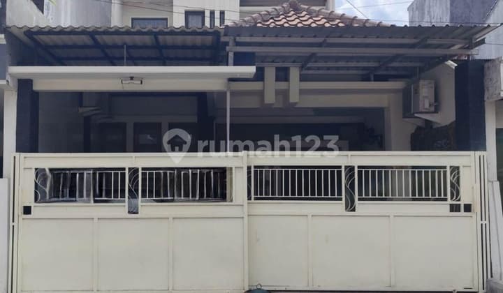 For Sale Minimalist Darmo Indah Barat House, Strategically Located, Move-In Ready