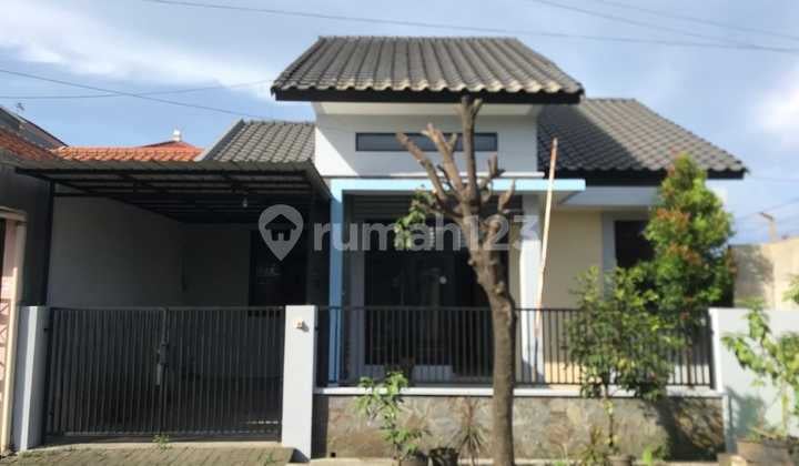 For Sale Ready-to-Occupy House in Babatan Pratama Wiyung