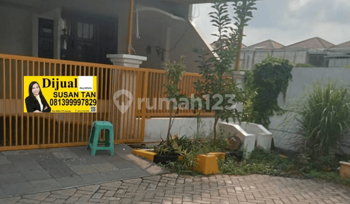 For Sale Ready-to-Occupy Babatan Pilang House in Surabaya