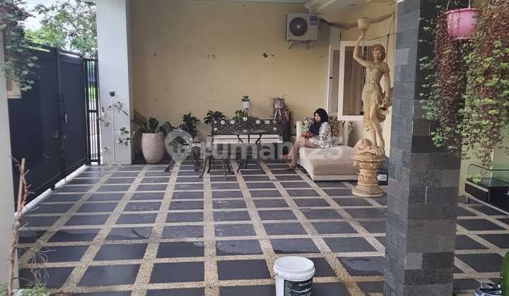 Dijual Raya Babatan Pratama Depan Jalan Utama