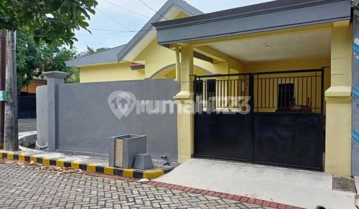 Dijual Rumah Hook Babatan Pilang Wiyung Siap Huni