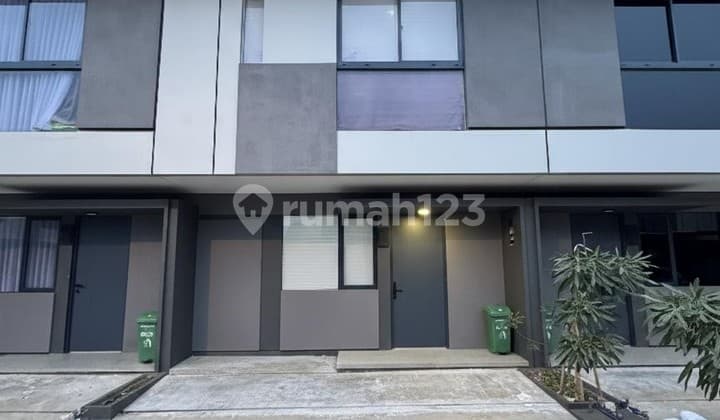 Dijual Rumah Semi Furnished di Park Serpong By Rumah Chinida (Jb)