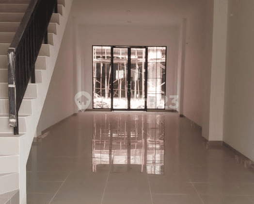 Disewakan Ruko Posisi Hook di Osaka Otpg, Pik Rumah Chinida (Lw)