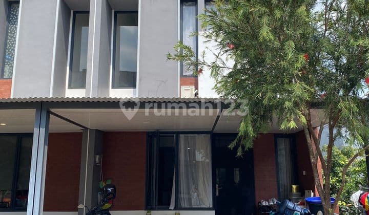 For Sale 2.5-Story House in Freja Suite, BSD By Rumah Chinida (Jb)