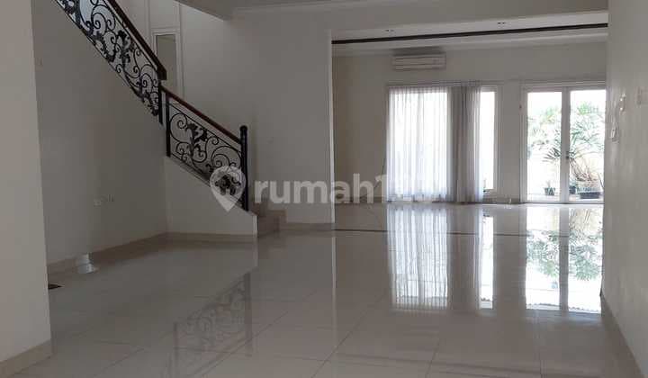 Disewakan Rumah di Cluster Aristoteles, Gading Serpong