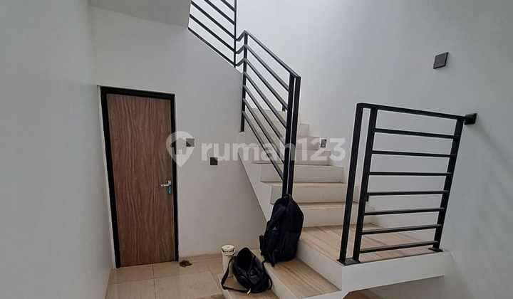 Rumah Nyaman Lokasi Strategis Dalam Cluster di Bintaro Sekor 9 - Tangerang Selatan