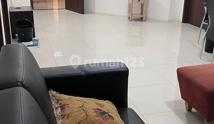 Apartemen St. Moritz - Royal Suite 2 Kamar Tidur Furnished