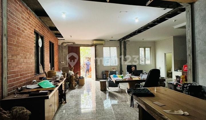 Warehouse for Sale in Cipondoh, Land Area 1600, Price 16.5 M