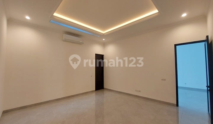 Disewakan Rumah Cantik Idaman di Menteng Lokasi Strategis