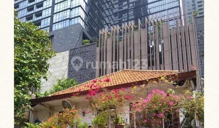 Dijual Rumah Kost di Senayan Jakarta Selatan Lokasi Strategis