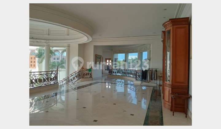 Disewakan Rumah Mewah di Pondok Indah Jakarta Selatan