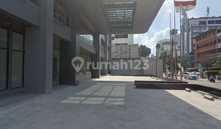 Disewakan Ruko 3 Lantai di Menteng Jakarta Pusat Lokasi Strategis