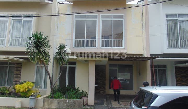 Rumah 2 Lantai Cluster Belle Fille Townhouse Bintaro