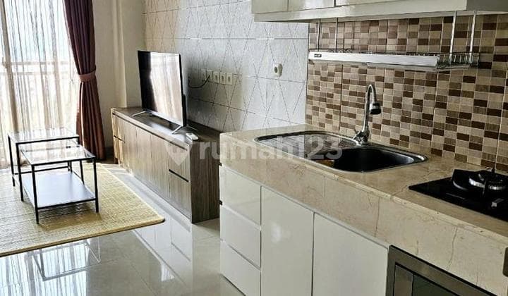 Disewakan Apartment Trivium Lippo Cikarang 3 Kamar View Danau