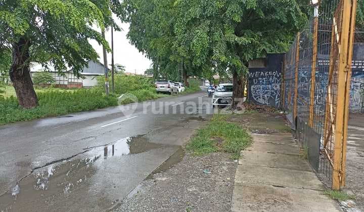 Dijual Tanah dan Bangunan Siap Pakai di Jl. Adiarsa Barat Karwang