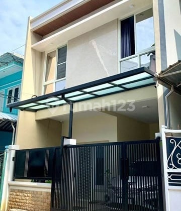 Rumah Minimalis 2 Lantai Mulyosari Bebas Banjir, Dekat Merr, Dekat Galaxy Mall