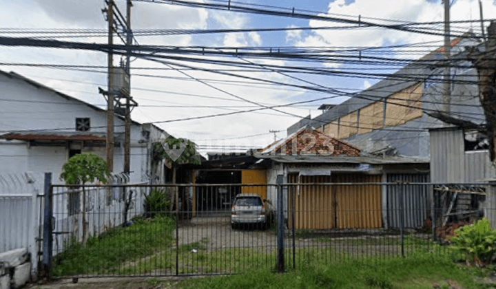 Tanah + Bangunan Strategis Nol Jalan Banyu Urip, Cocok untuk Gudang