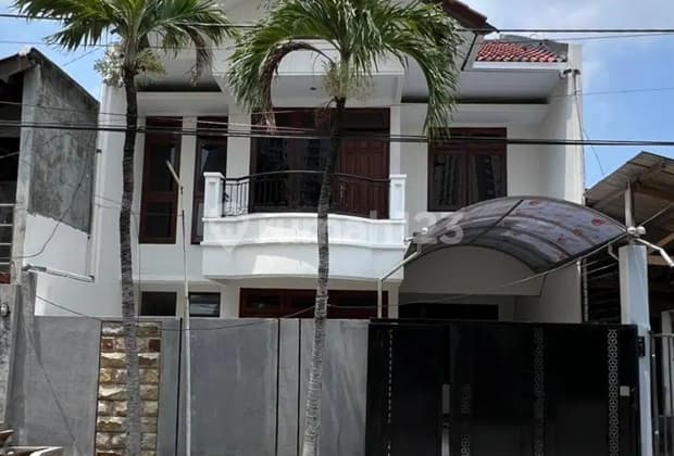 Rumah Bagus Baru Renov Siap Huni Villa Kalijudan One Gate System