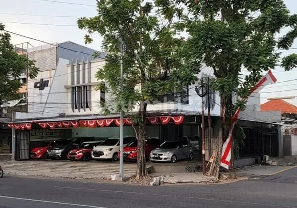 Disewakan Ruko Baratajaya Jalanan Ramai Cocok untuk Showroom, Lokasi Strategis