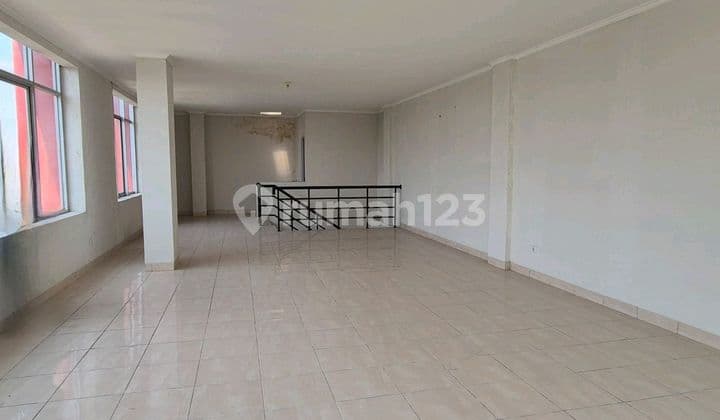 Disewa Ruko Kalideres Lt1 Uk 4.5 X14 Lt 2 & 3 Uk 5.5x15 Posisi Hook Container 40feetharga Rp110jt /thn